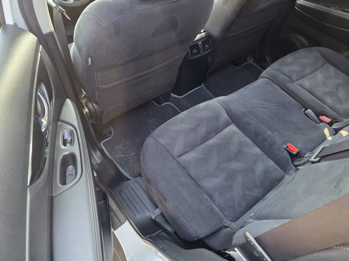 Nissan X-Trail фото 16
