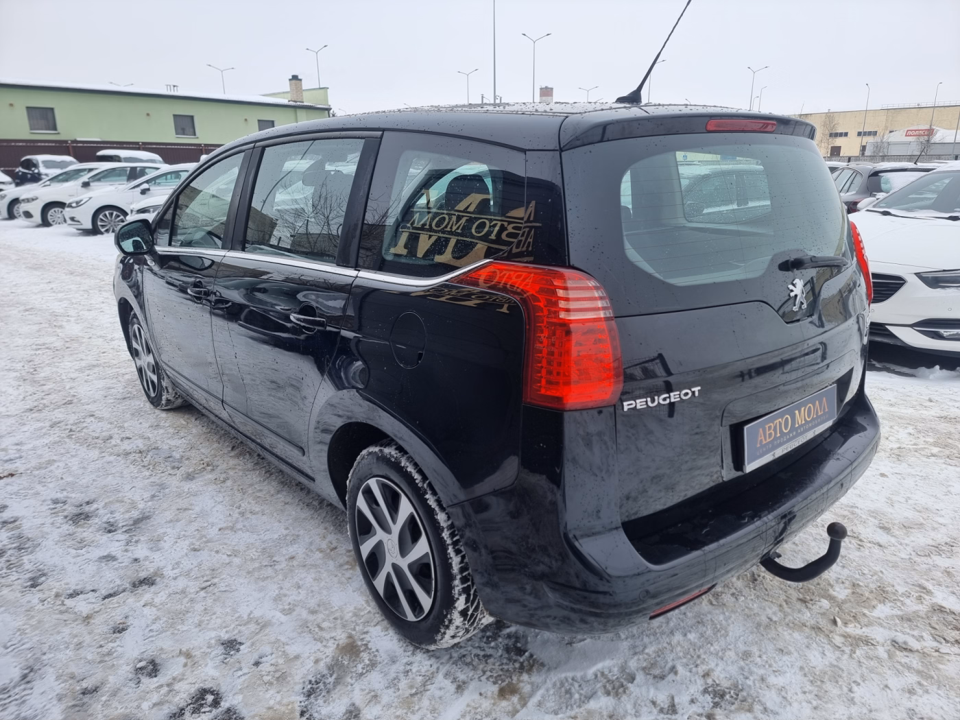 Peugeot 5008 фото 8