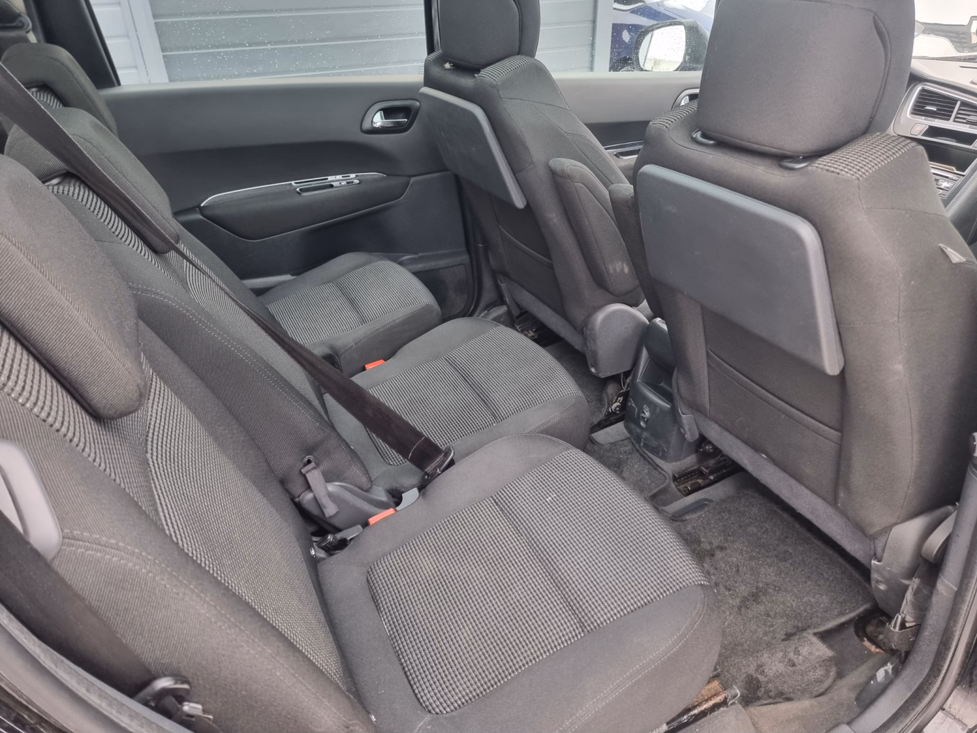 Peugeot 5008 фото 11
