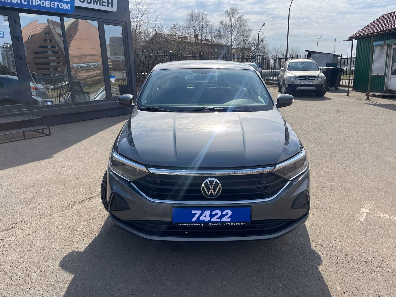 Volkswagen Polo Sedan фото 2