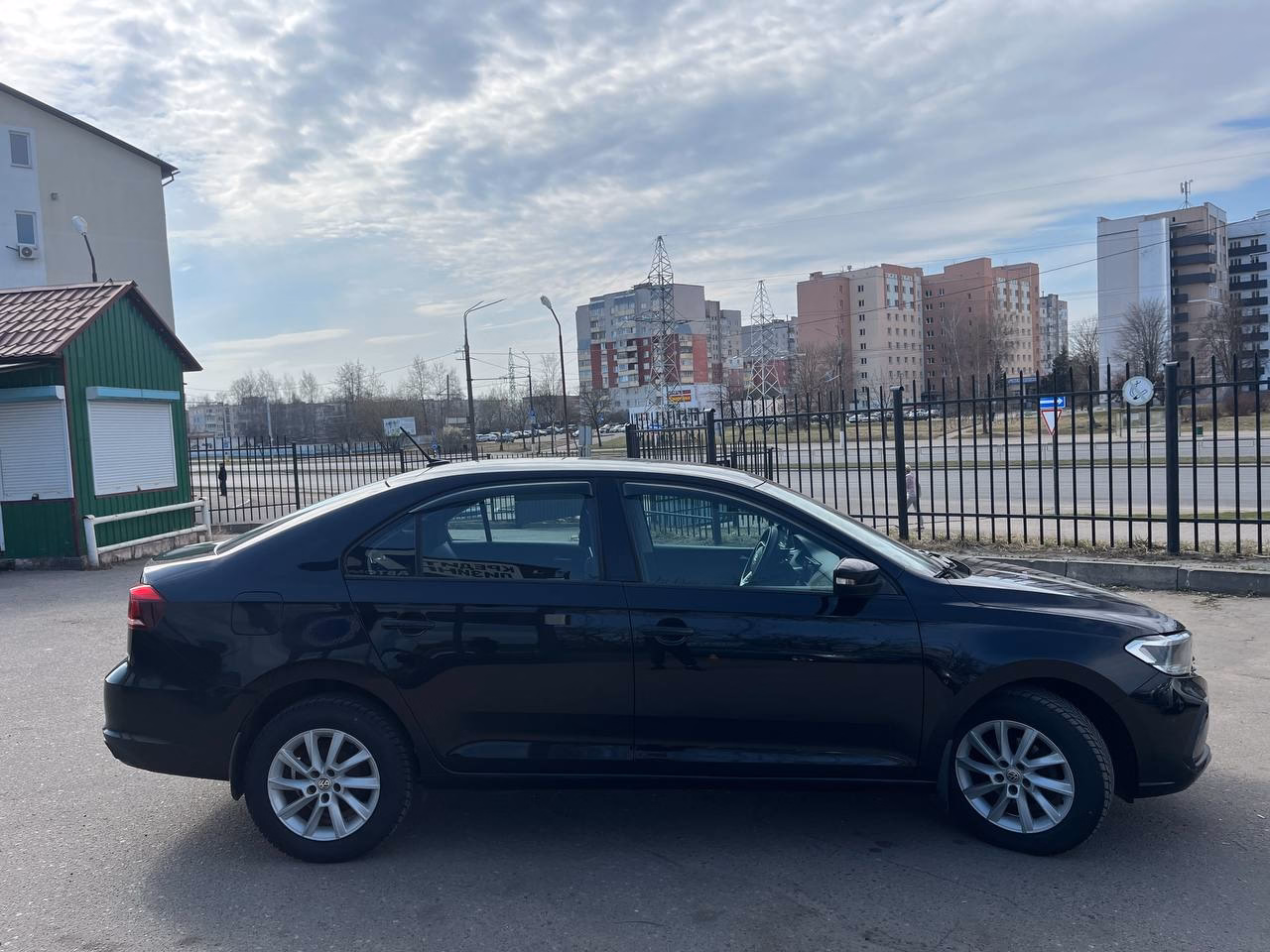 Volkswagen Polo Sedan фото 4