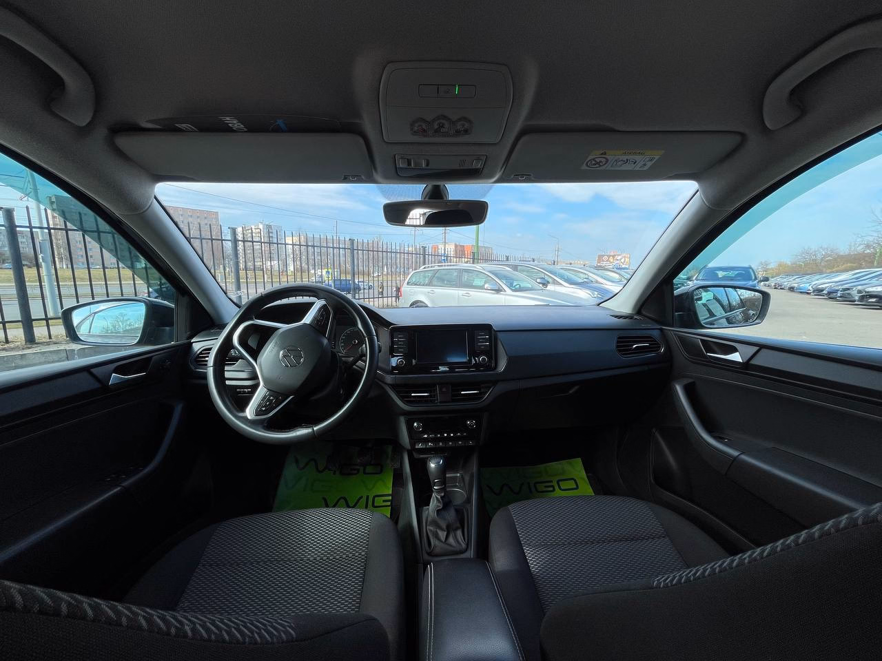 Volkswagen Polo Sedan фото 10