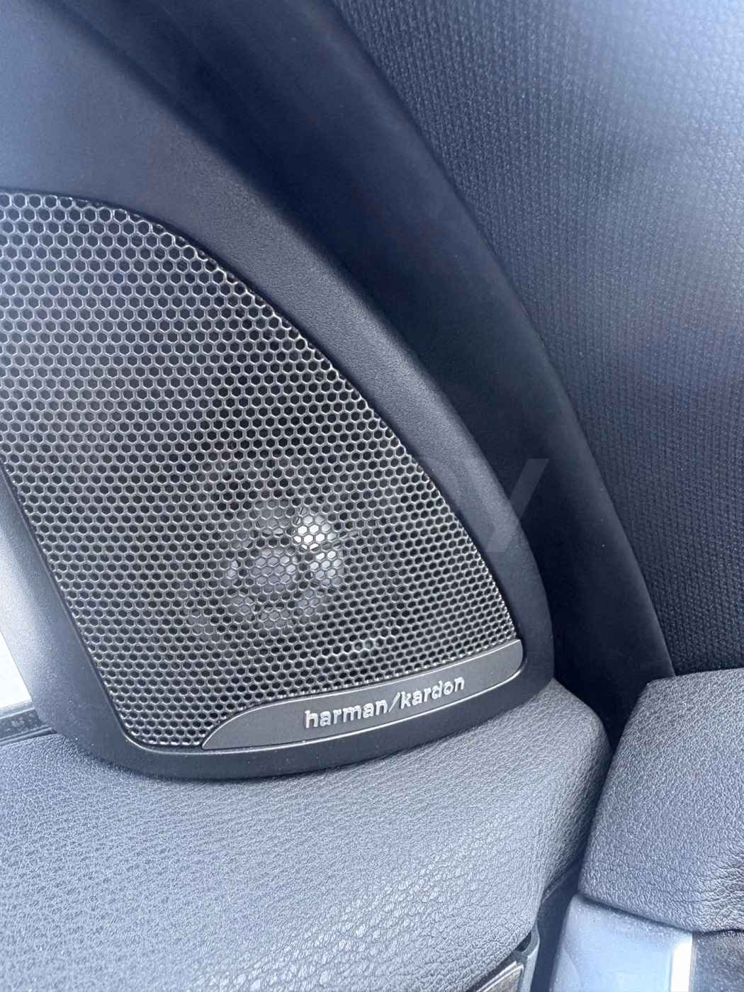 BMW X1 фото 7