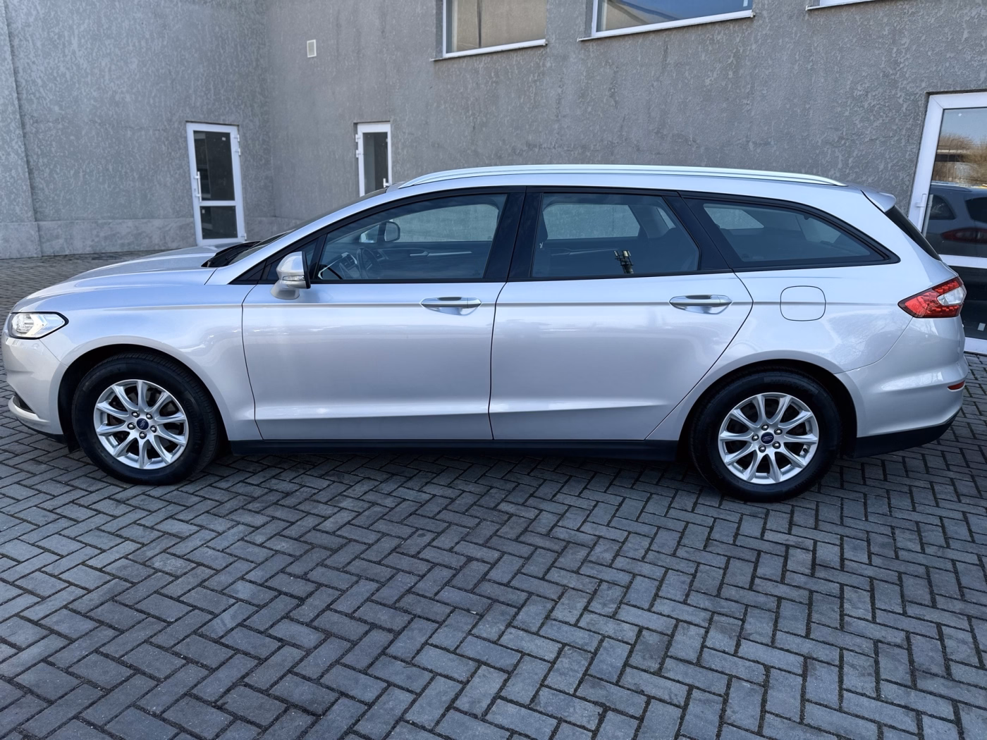 Ford Mondeo фото 8
