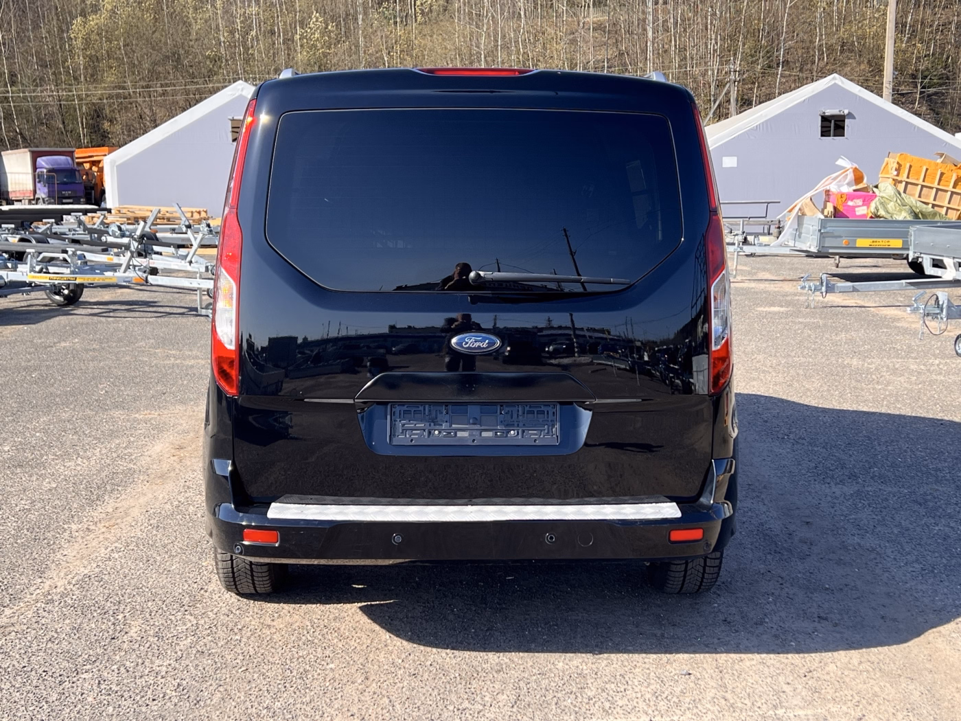 Ford Tourneo Connect фото 8