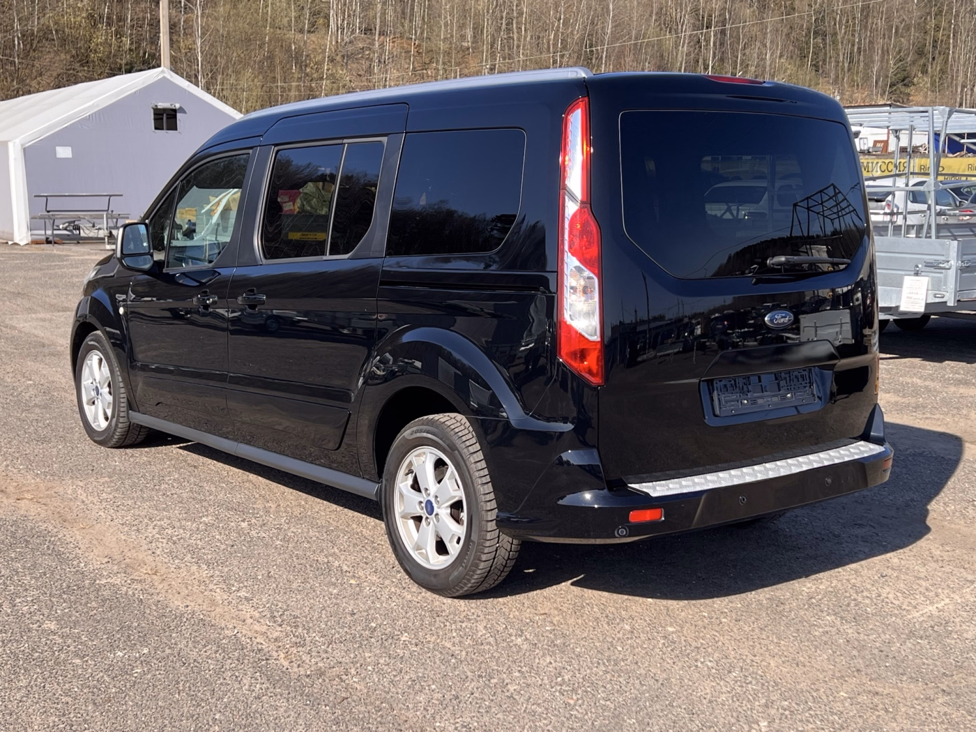 Ford Tourneo Connect фото 7
