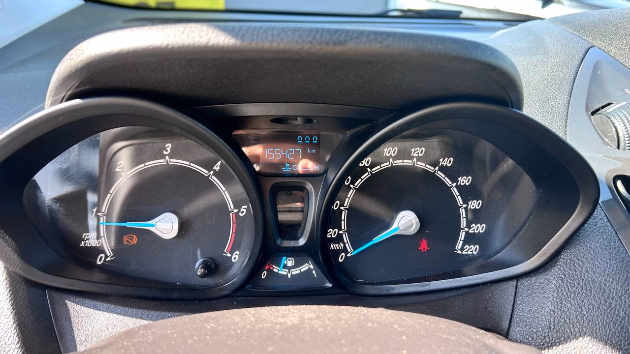 Ford Tourneo Courier фото 12