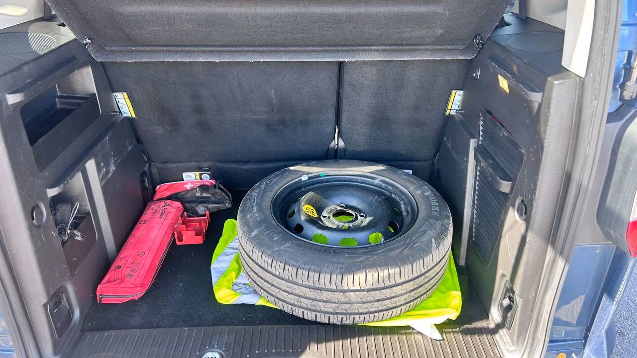 Ford Tourneo Courier фото 21