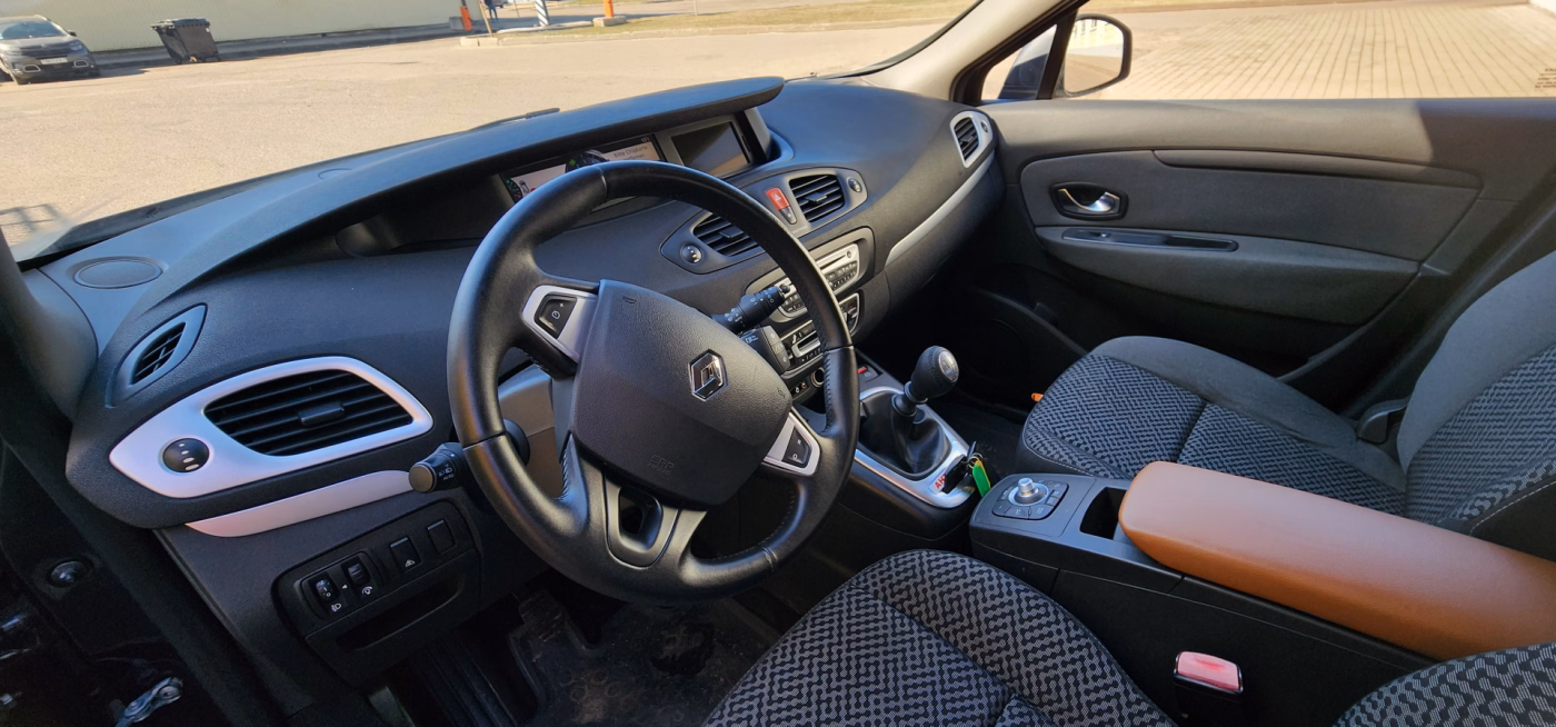 Renault Scenic фото 7