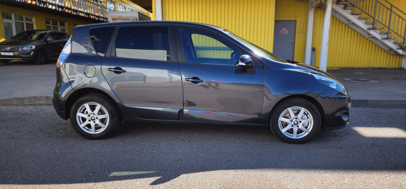 Renault Scenic фото 3