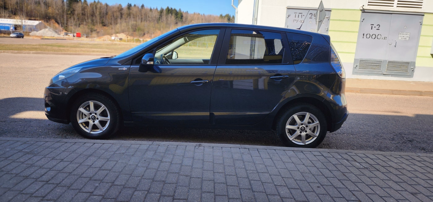 Renault Scenic фото 6