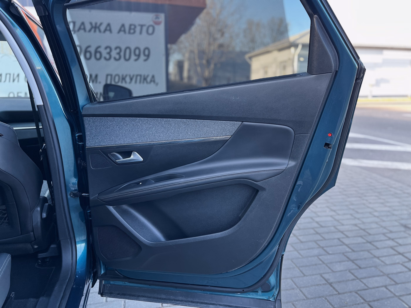 Peugeot 5008 фото 16