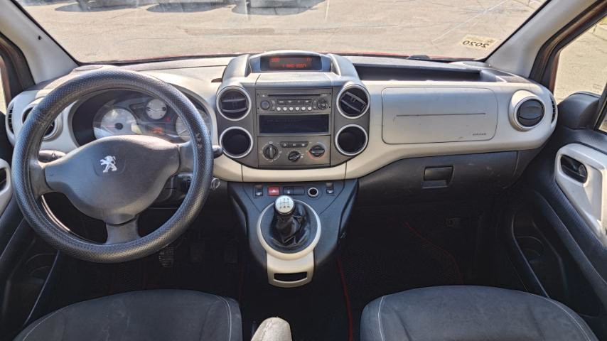 Peugeot Partner фото 9