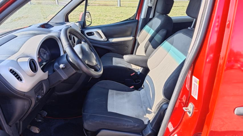 Peugeot Partner фото 10