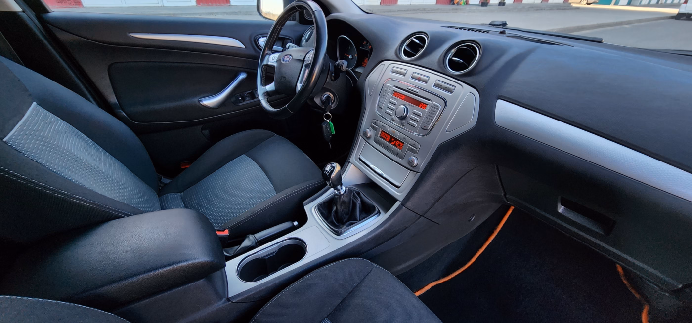 Ford Mondeo фото 9