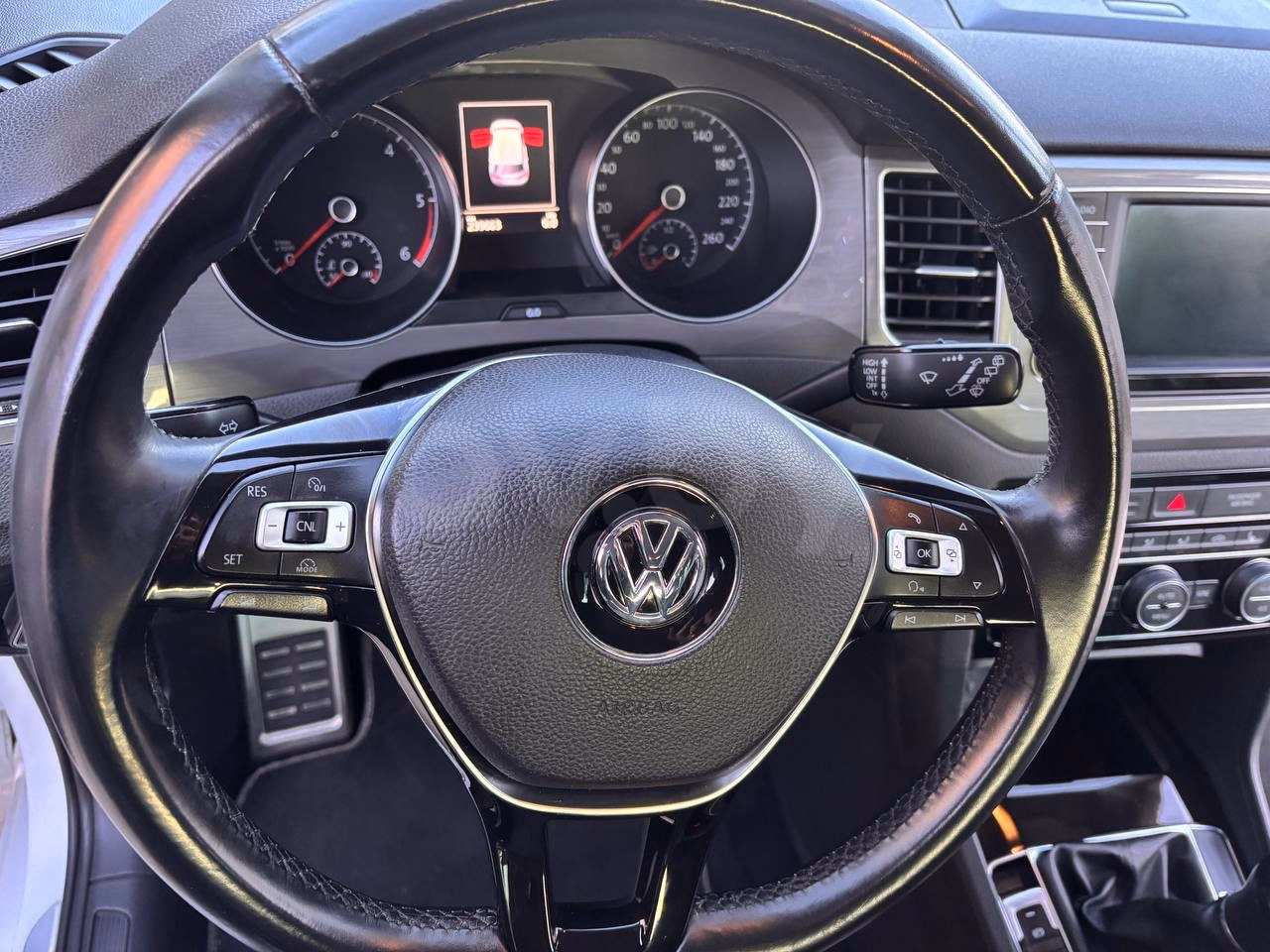 Volkswagen Golf Sportsvan фото 5