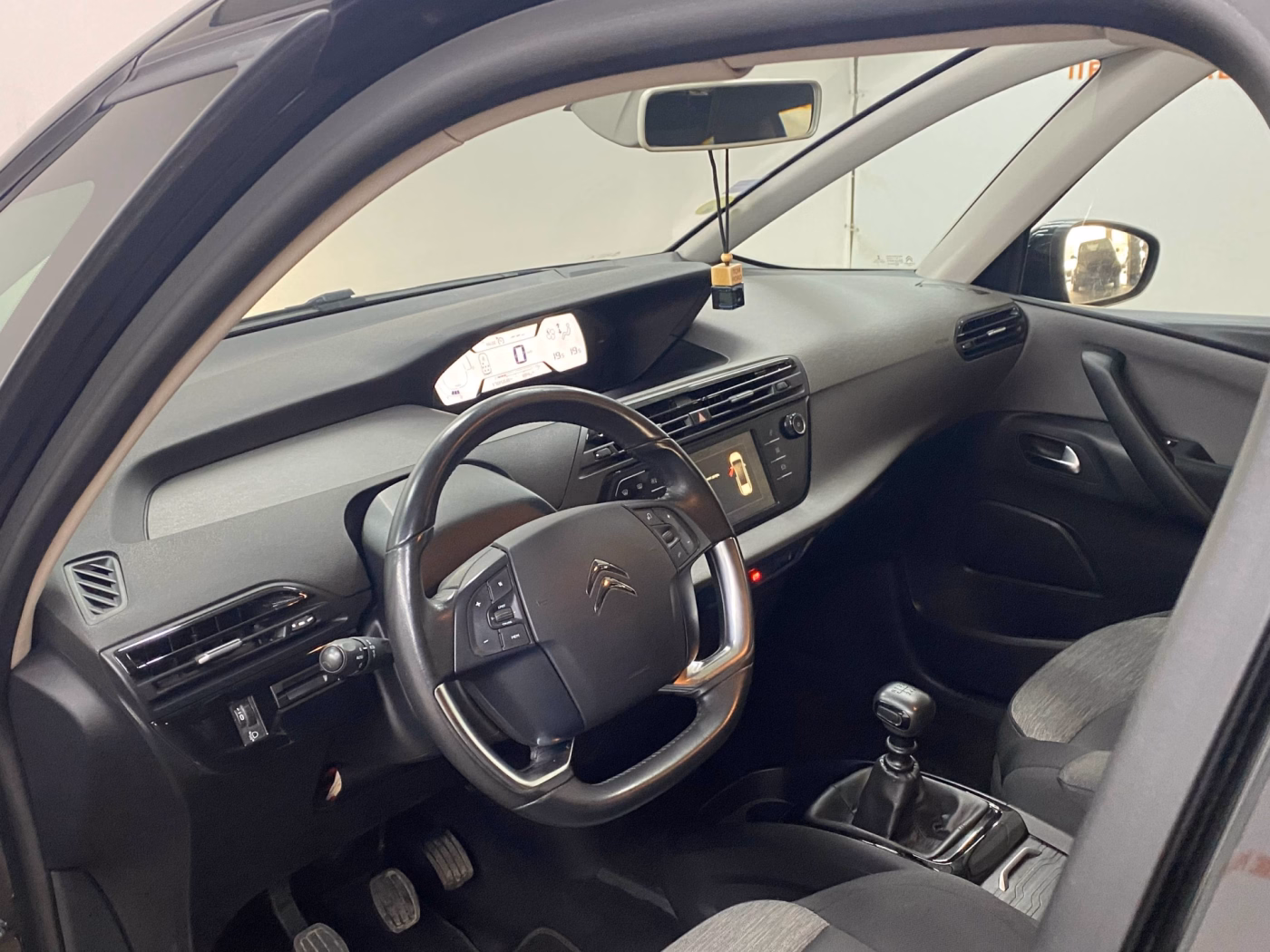Citroen C4 Grand Spacetourer фото 7