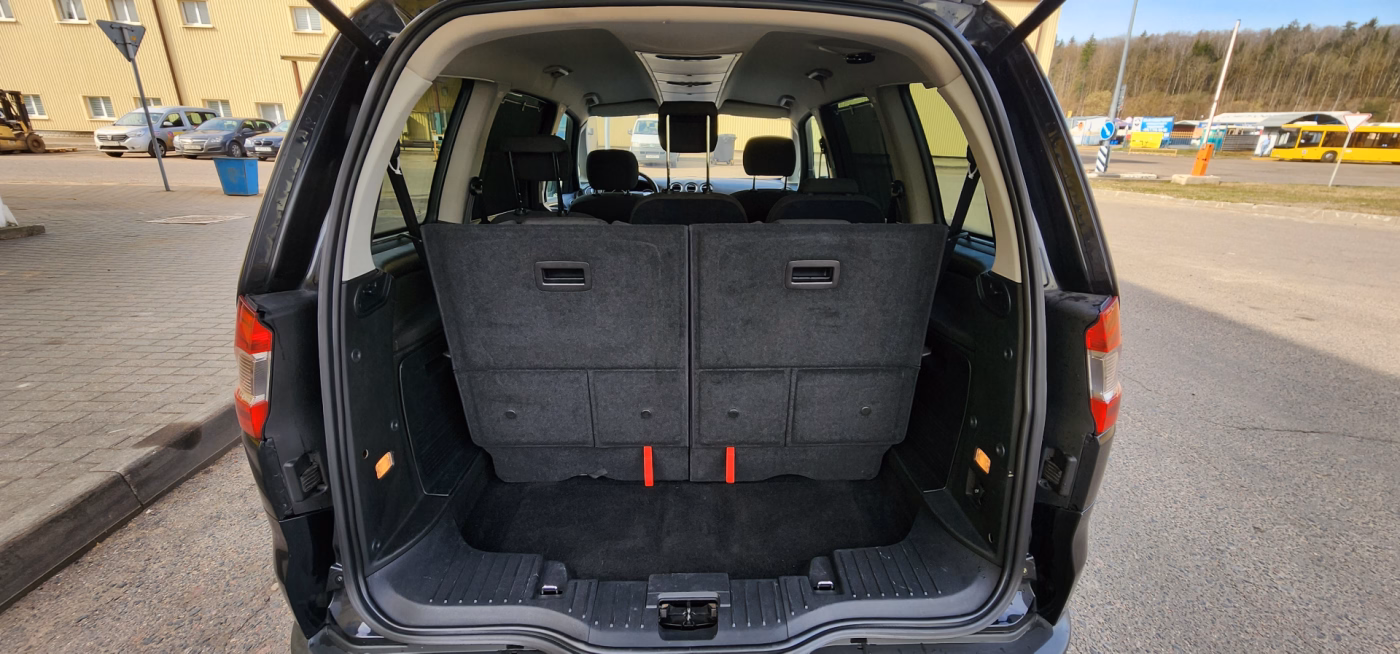 Ford Galaxy фото 7