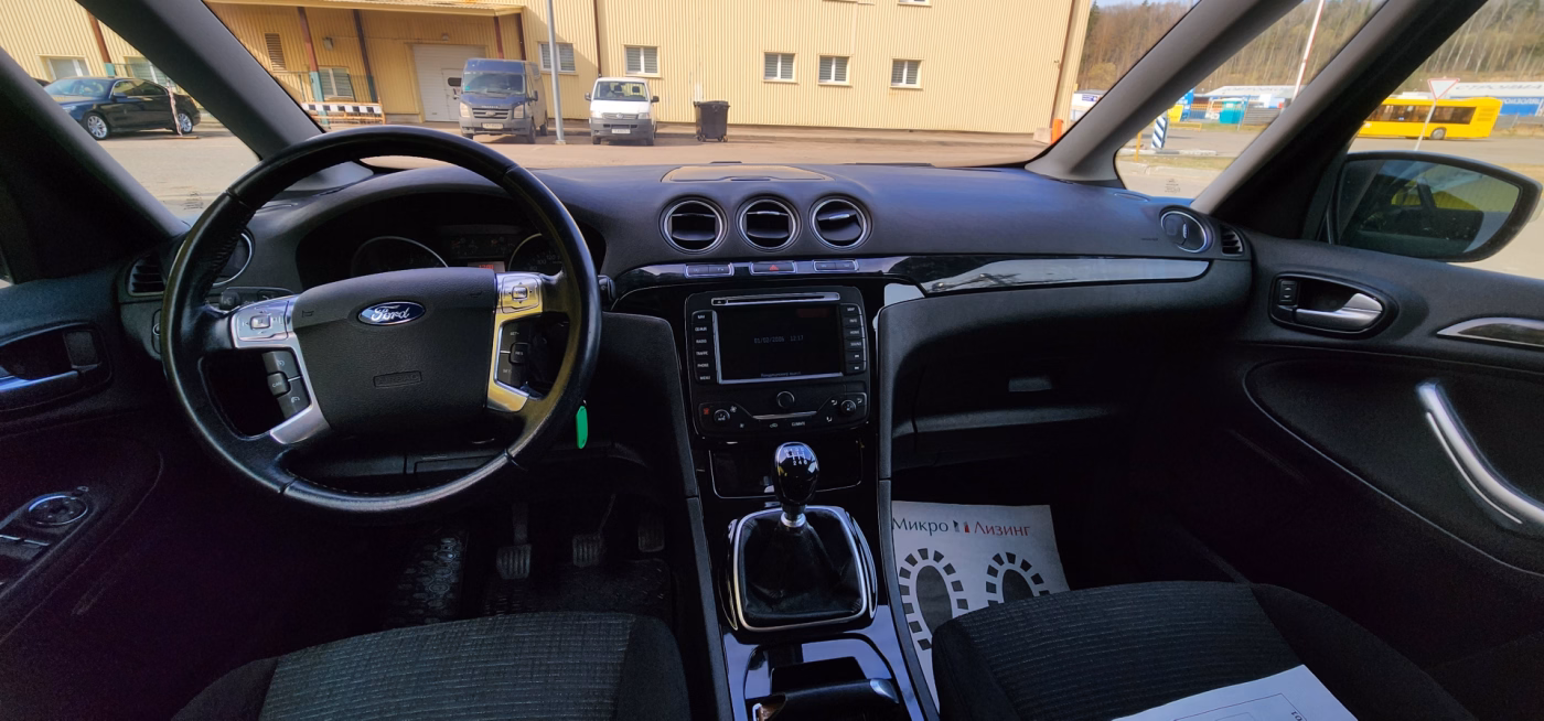 Ford Galaxy фото 11