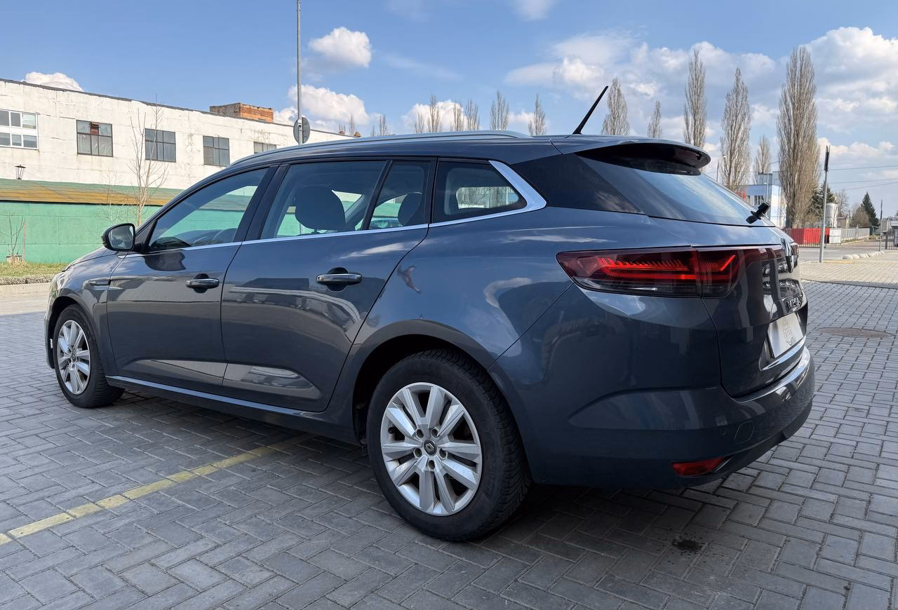 Renault Megane фото 4