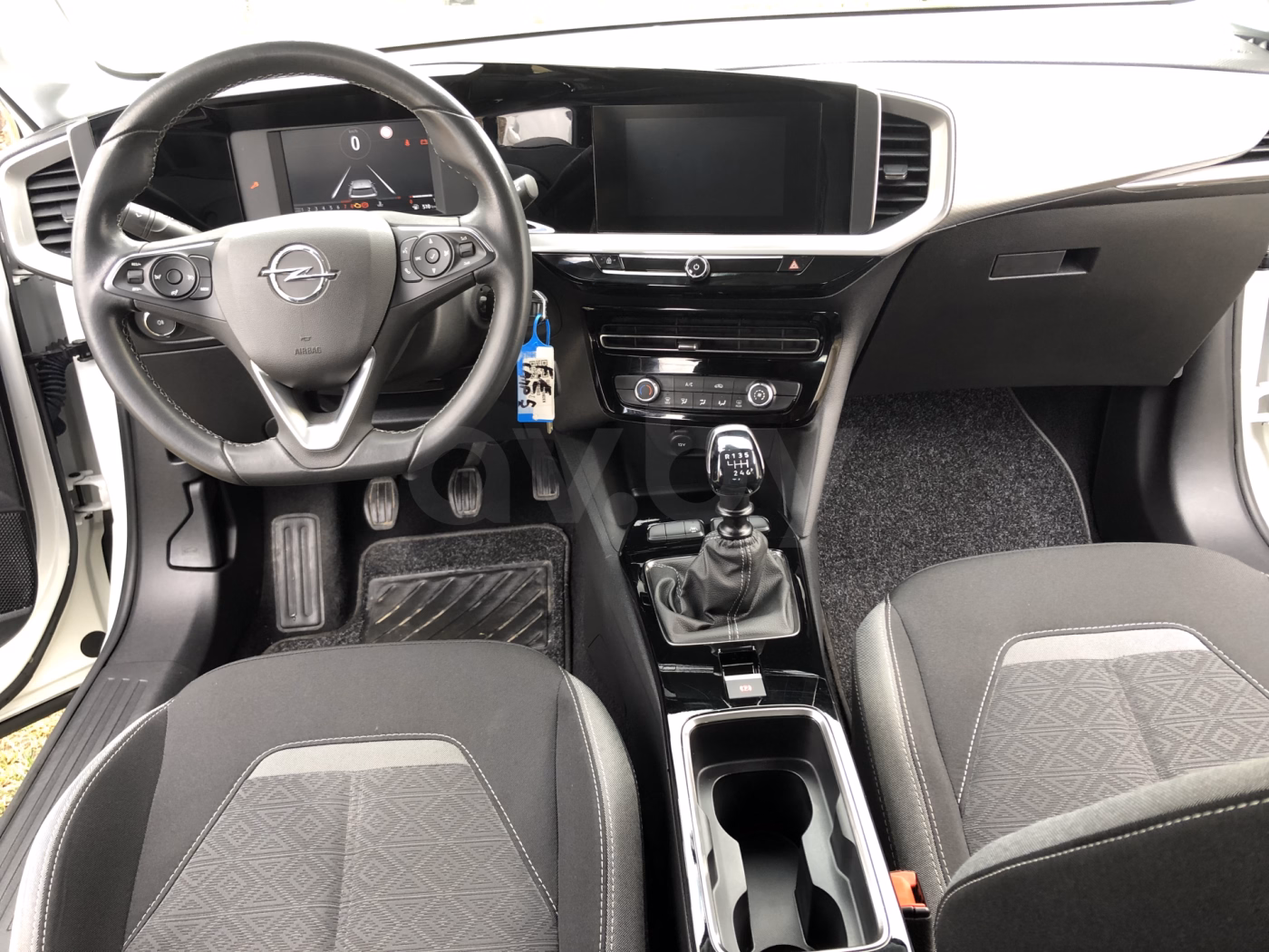 Opel Mokka фото 10
