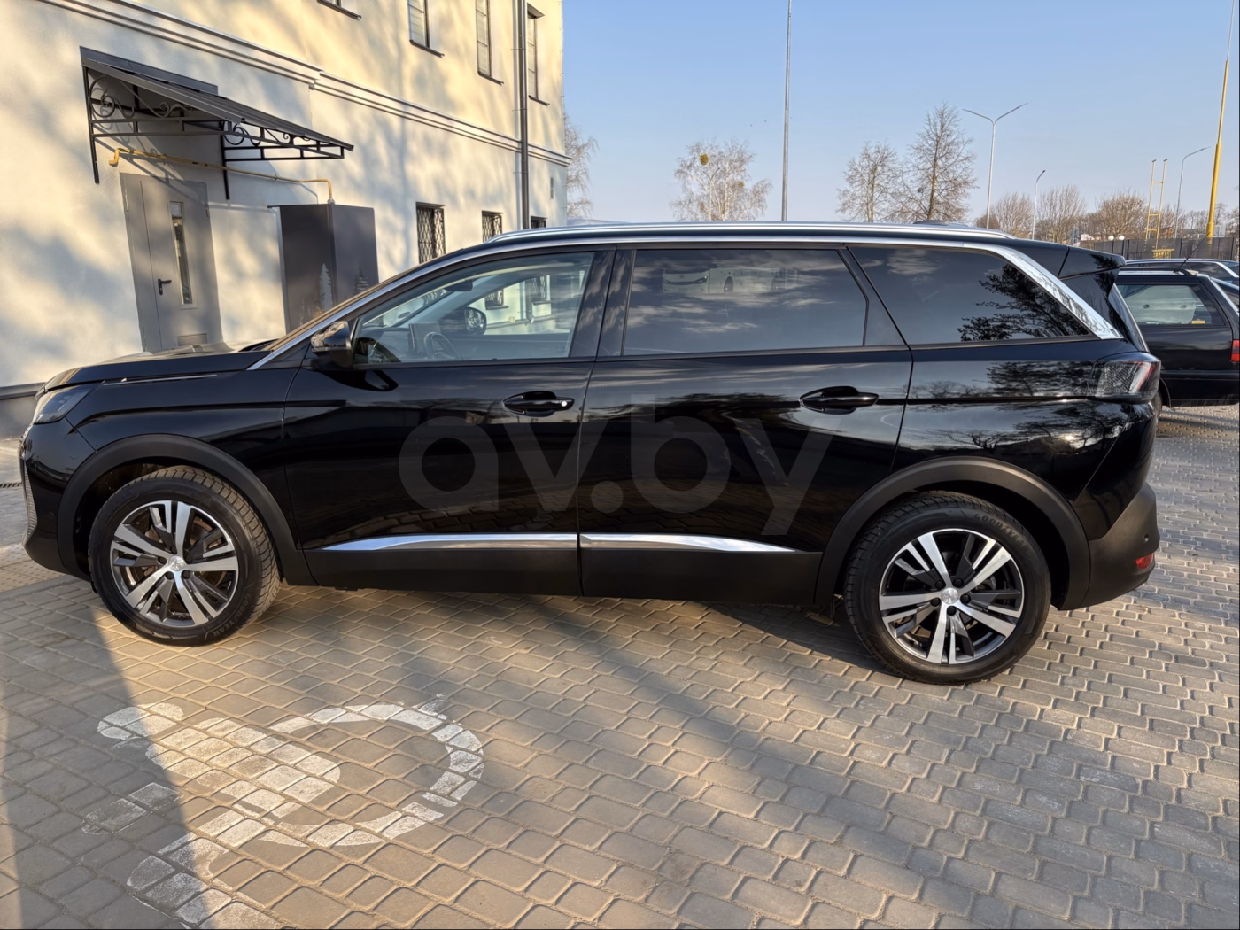 Peugeot 5008 фото 9