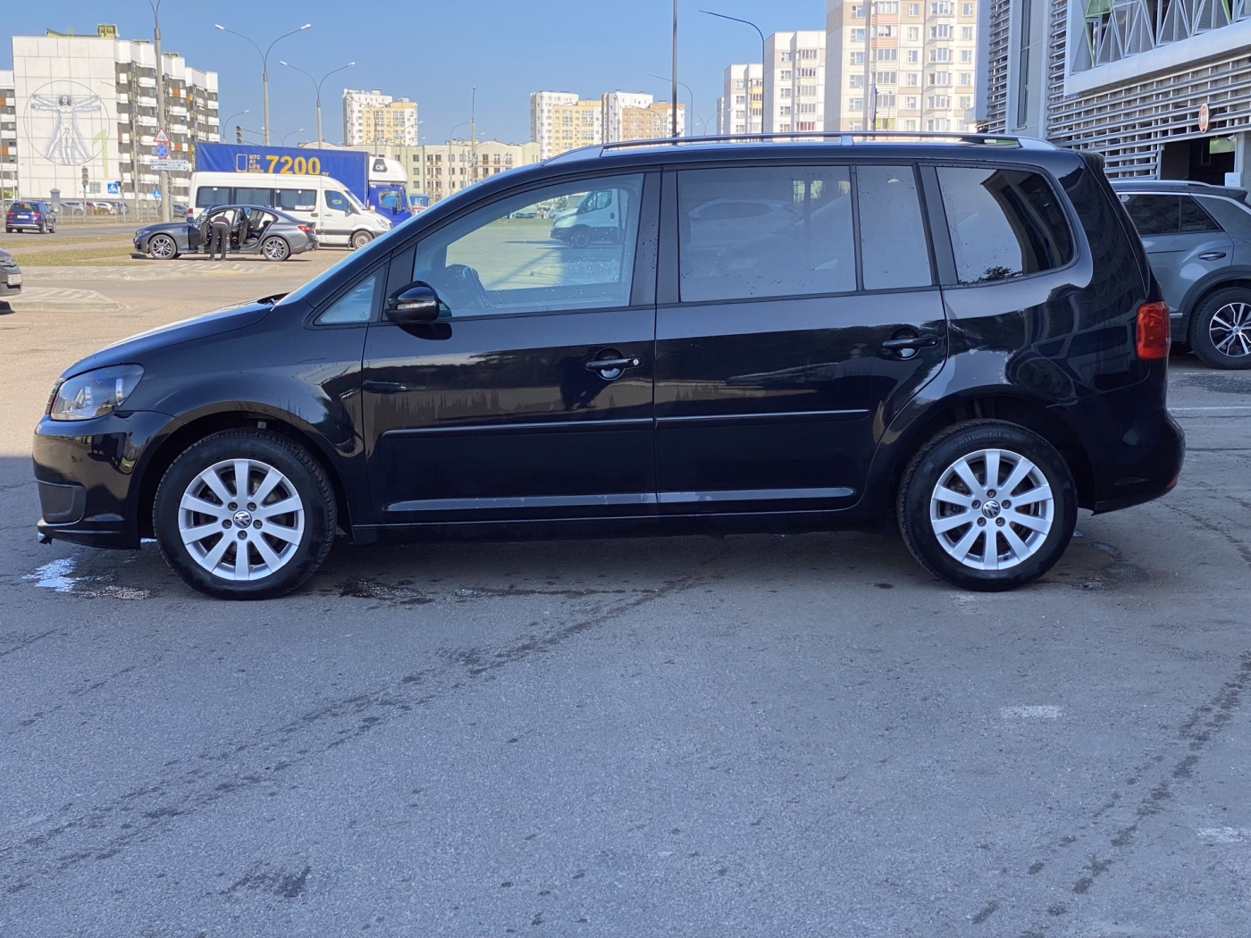 Volkswagen Touran фото 6