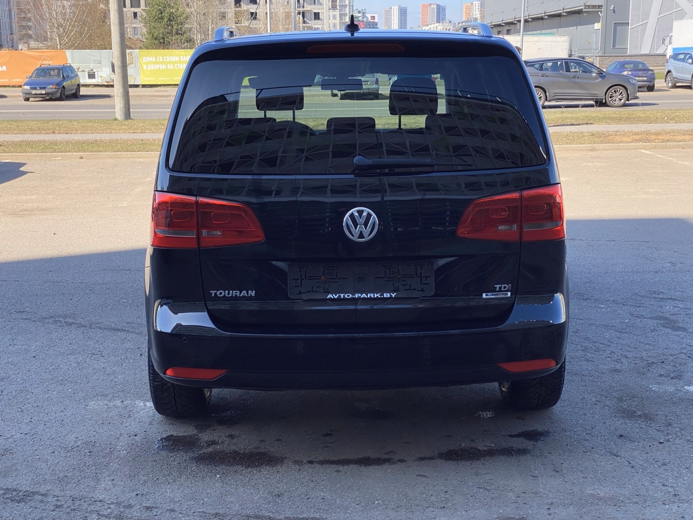 Volkswagen Touran фото 8