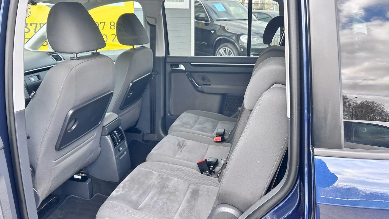 Volkswagen Touran фото 15