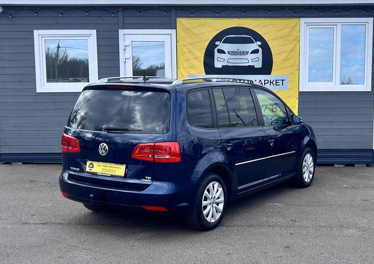 Volkswagen Touran фото 6
