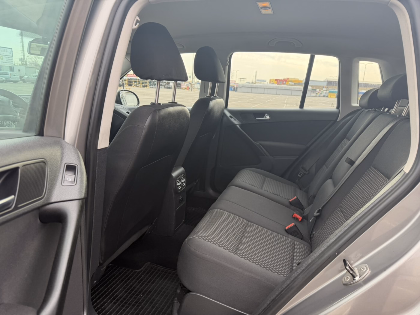 Volkswagen Tiguan фото 8