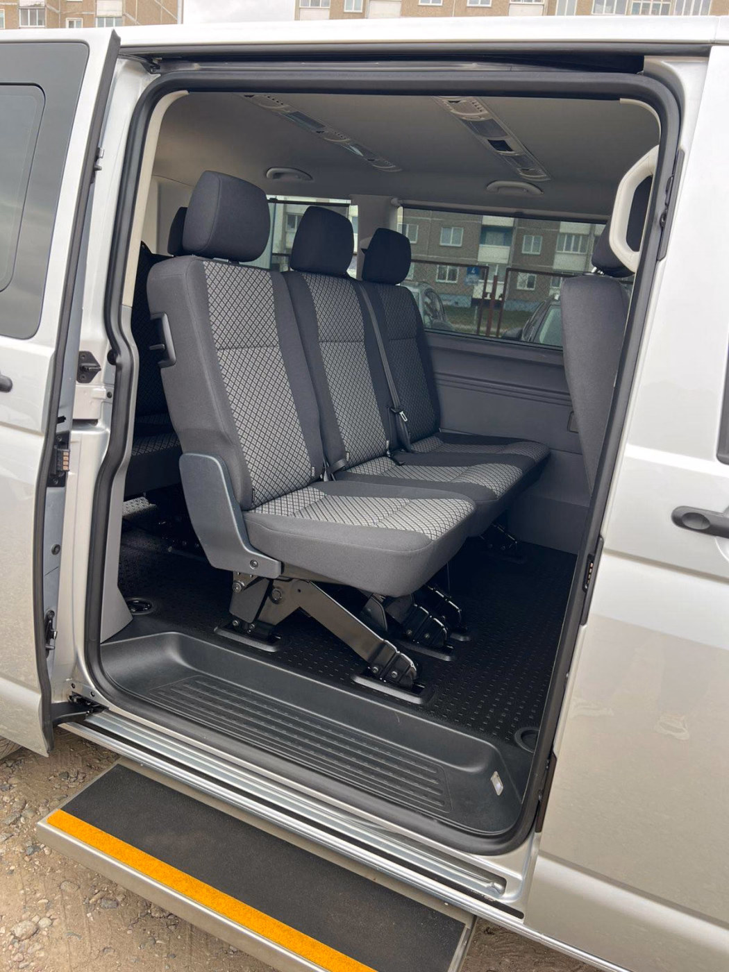 Volkswagen Caravelle фото 12