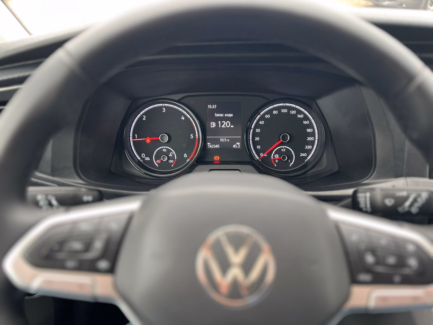 Volkswagen Caravelle фото 16