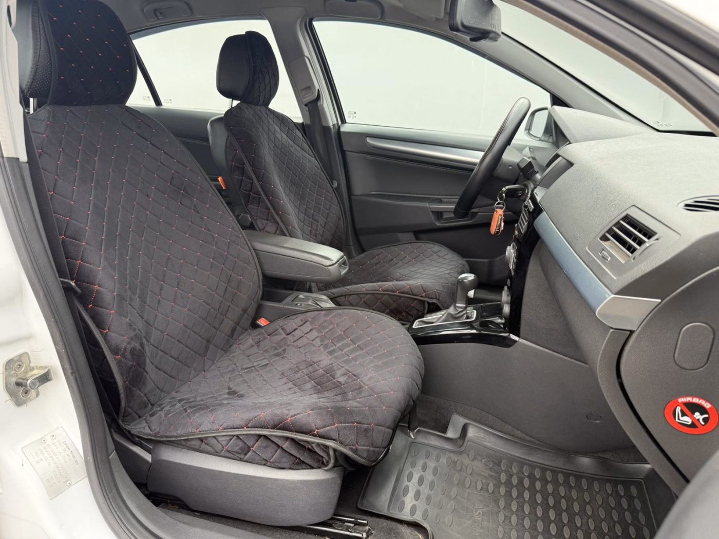 Opel Astra фото 7