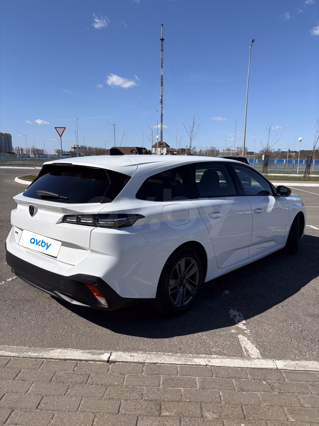 Peugeot 308 фото 9