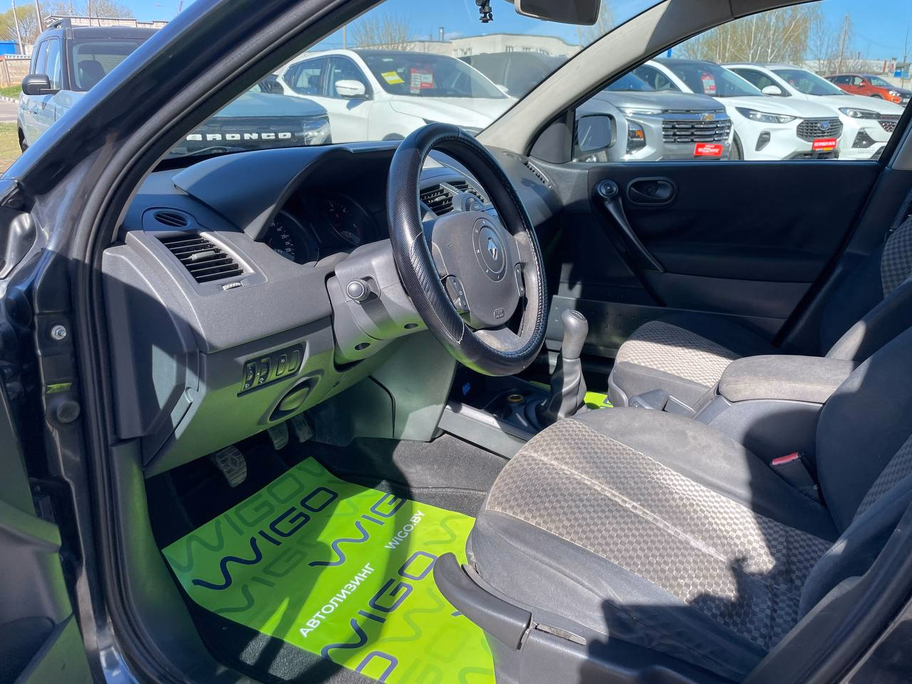 Renault Megane фото 9