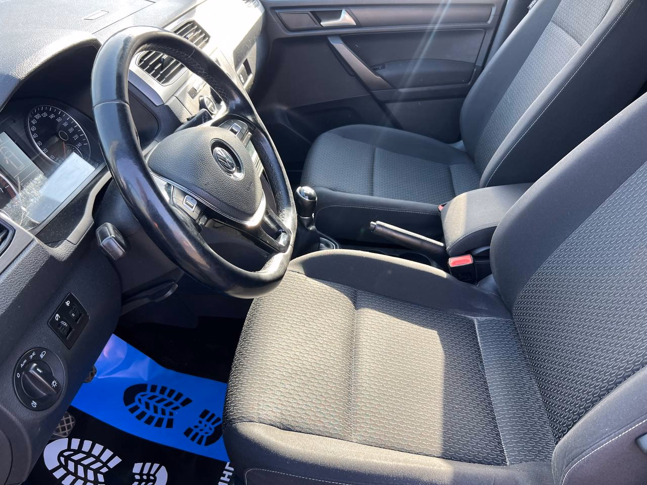 Volkswagen Caddy фото 9