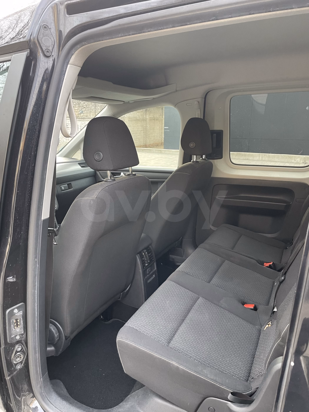 Volkswagen Caddy фото 9