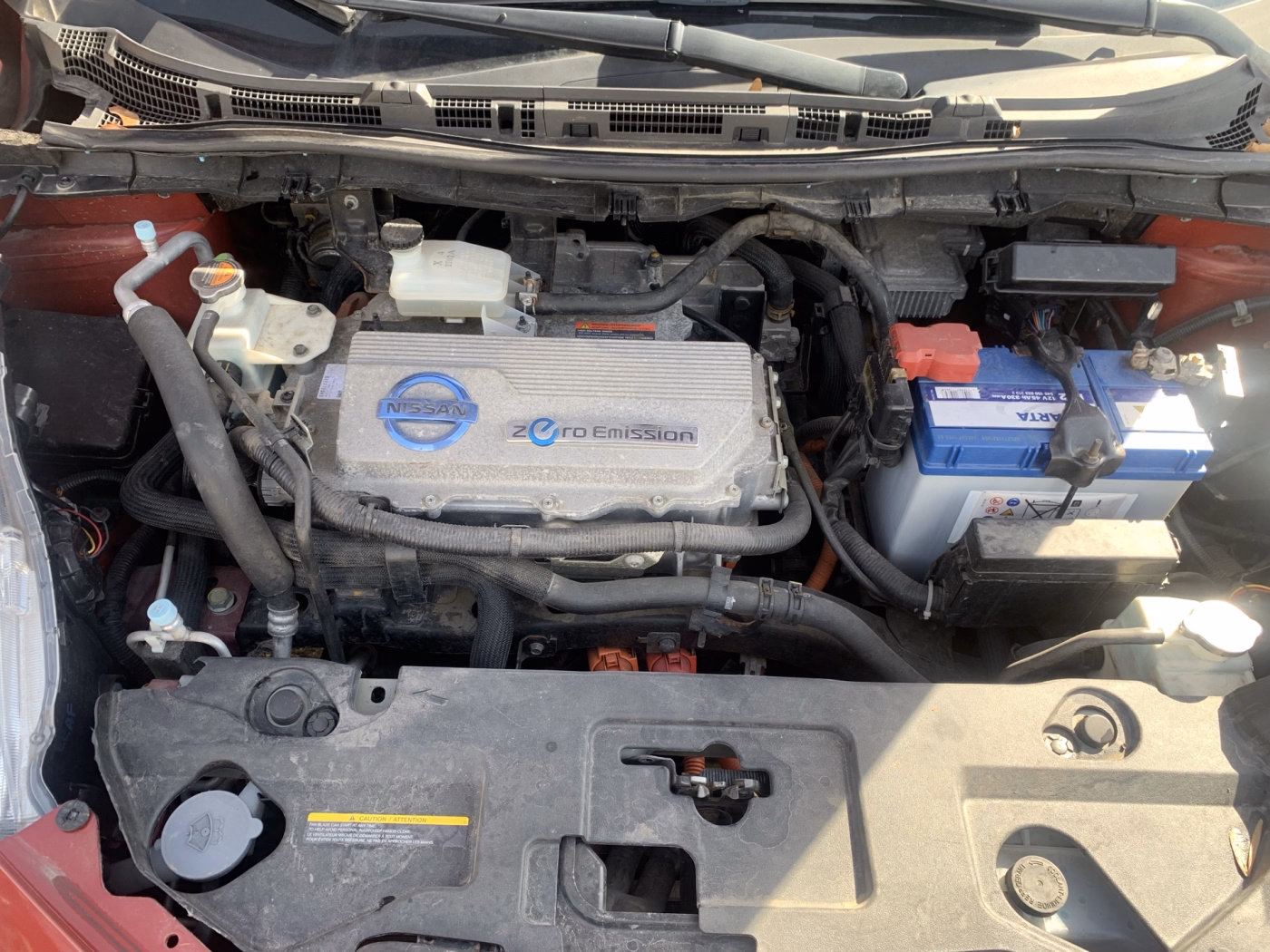 Nissan Leaf фото 15