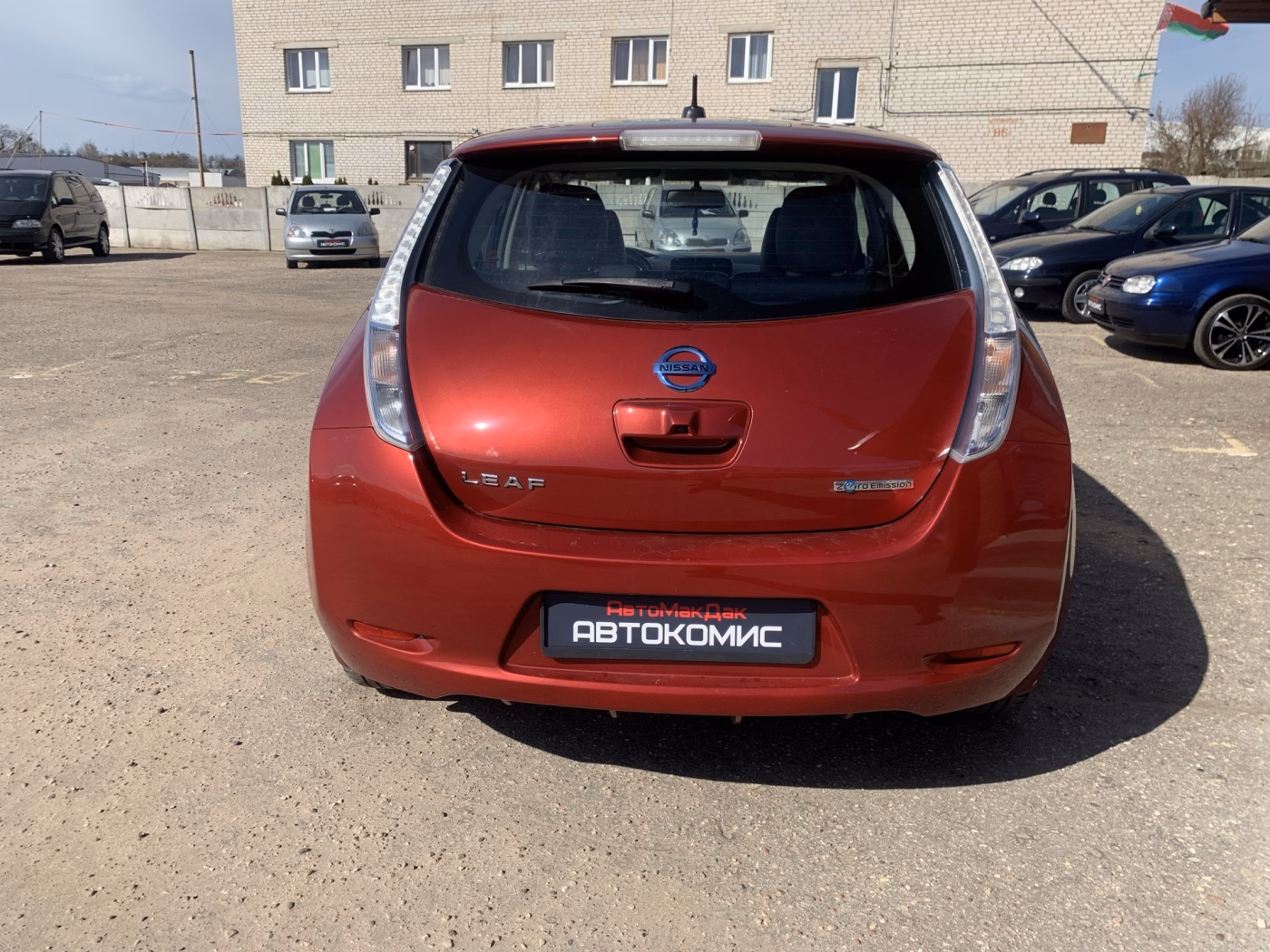 Nissan Leaf фото 7