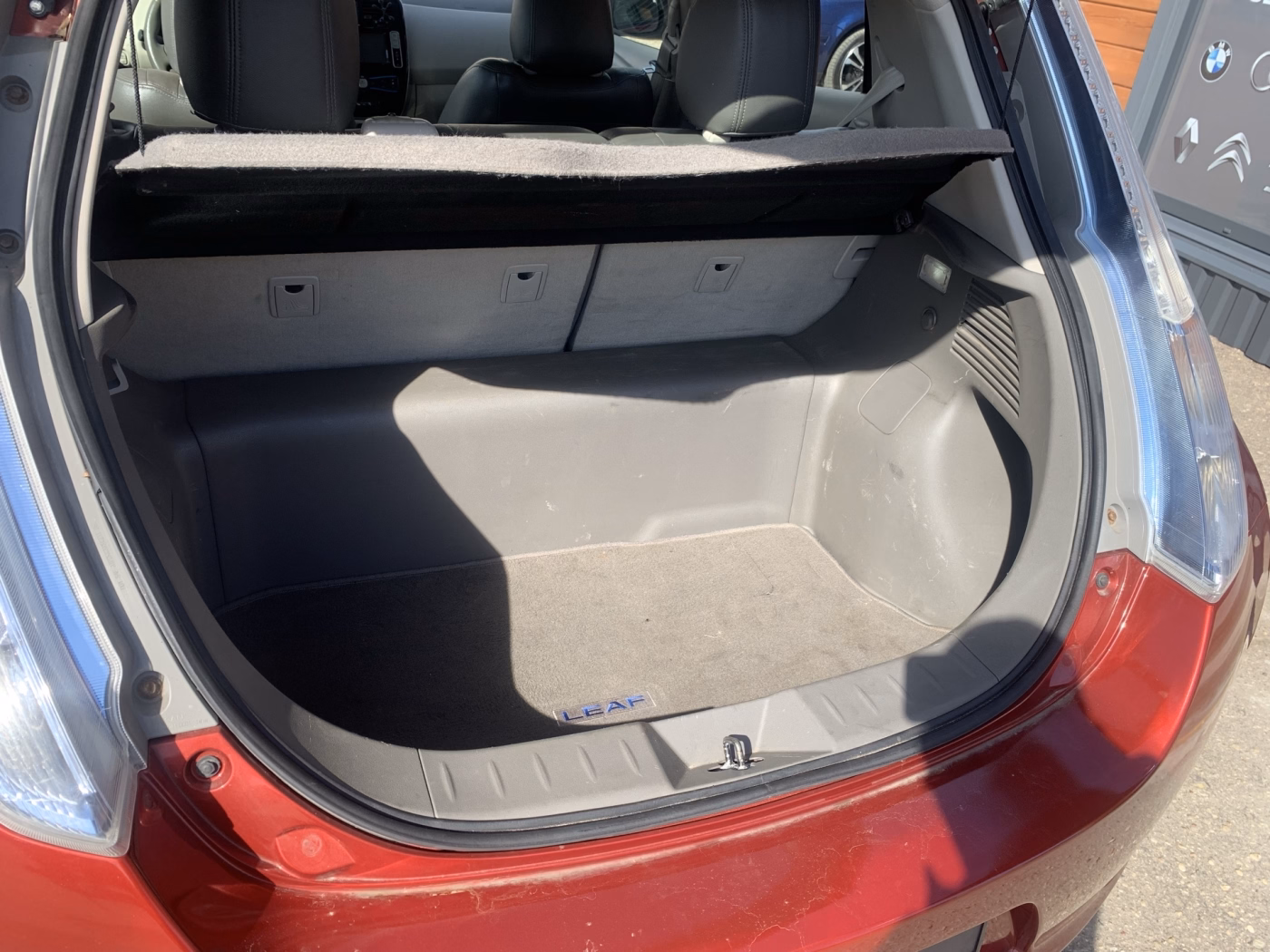 Nissan Leaf фото 14