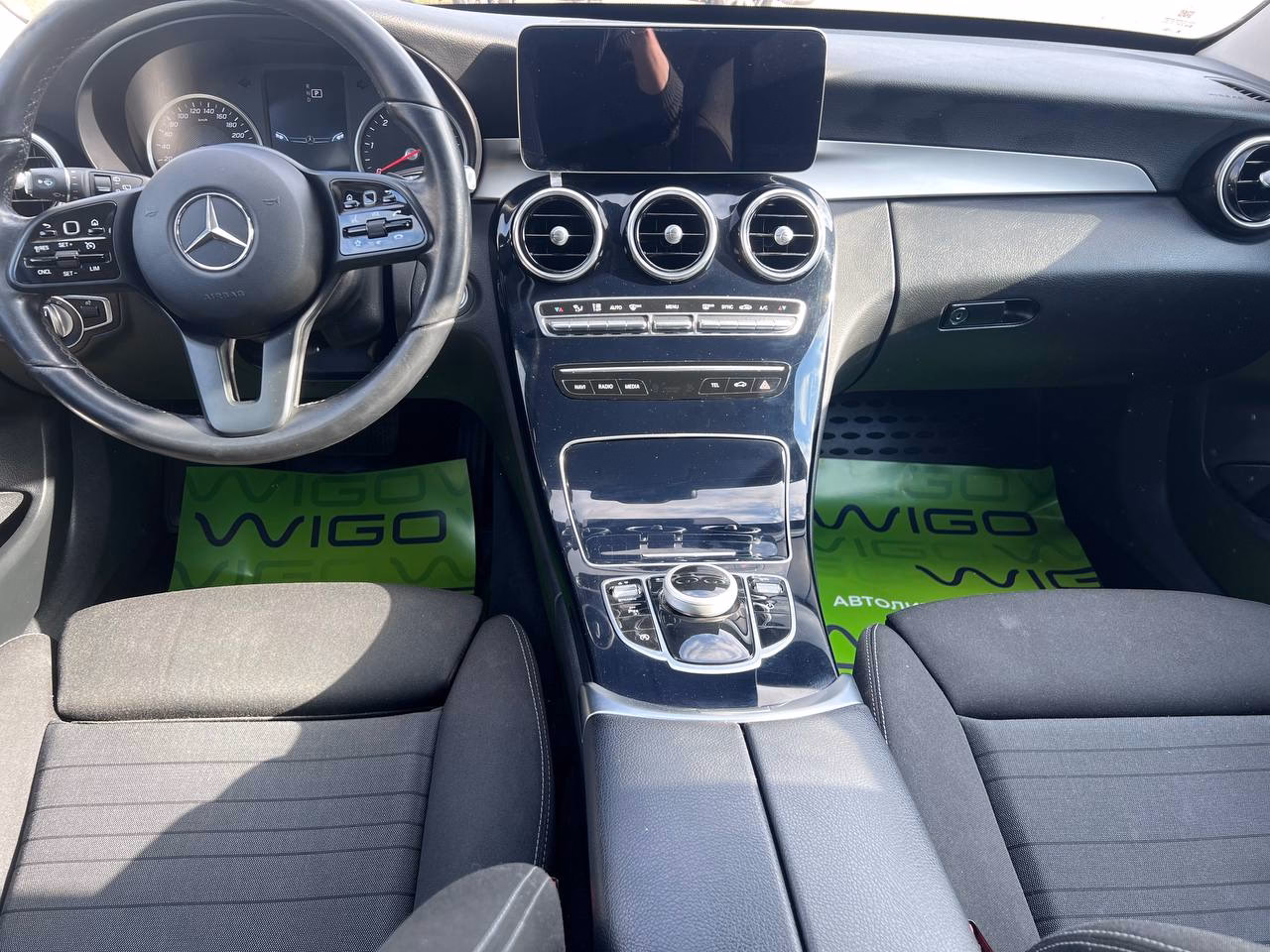 Mercedes-Benz C-Класс фото 8