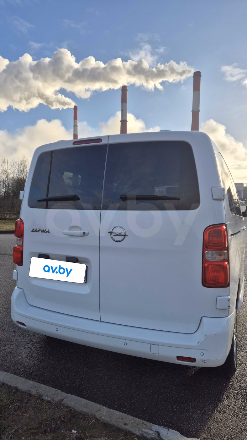 Opel Zafira Life фото 4