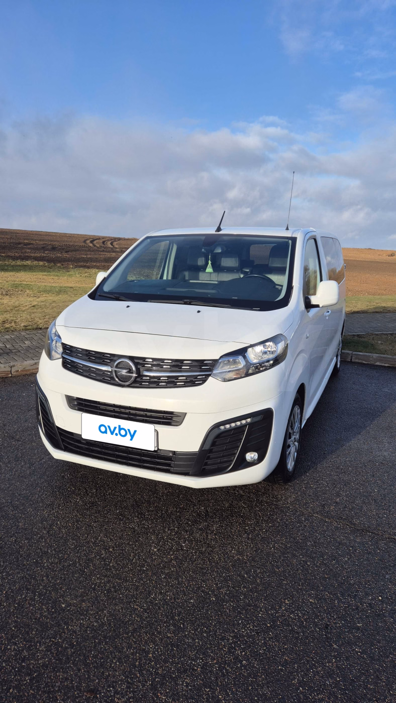 Opel Zafira Life фото 2