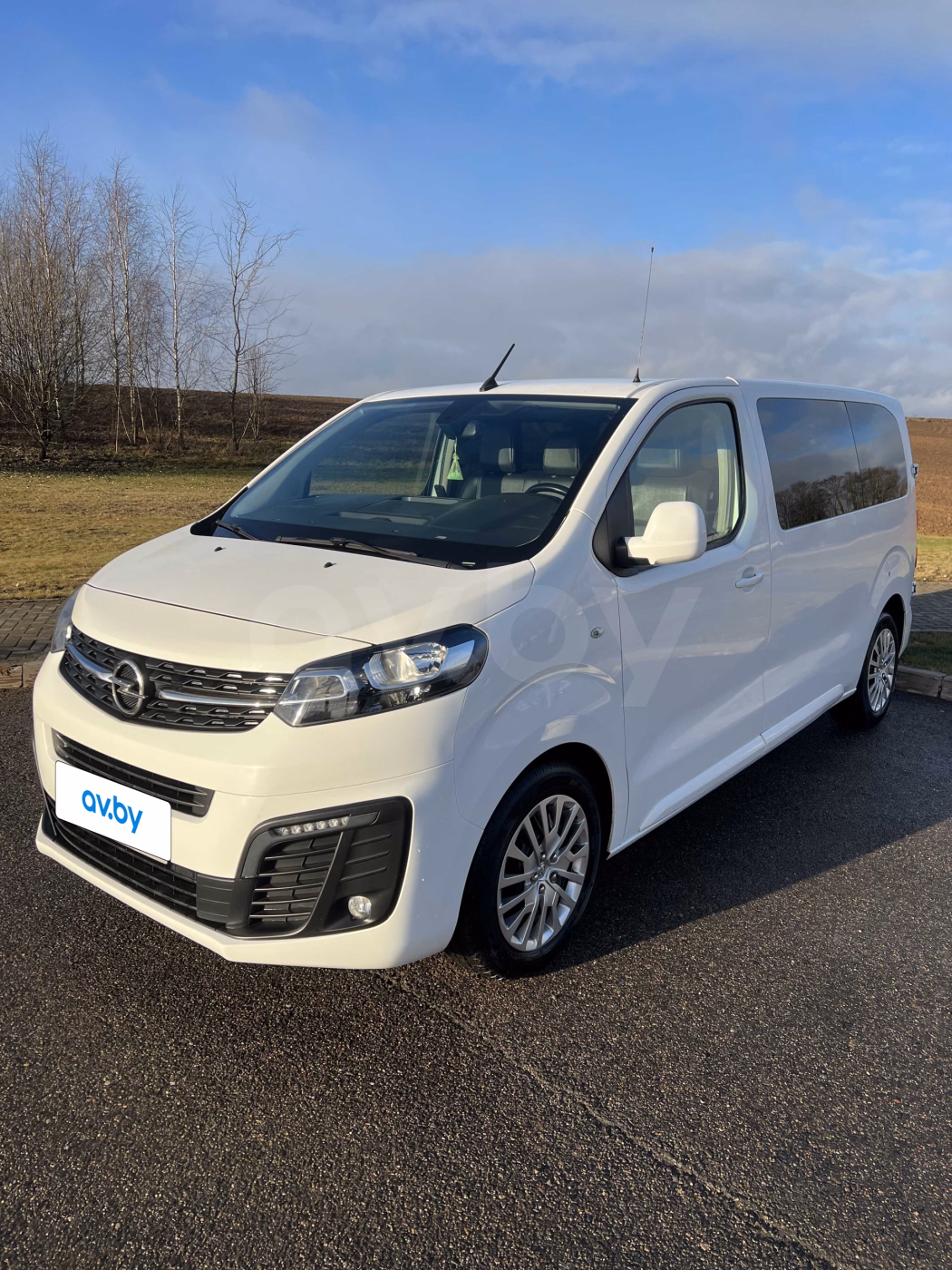 Opel Zafira Life фото 9