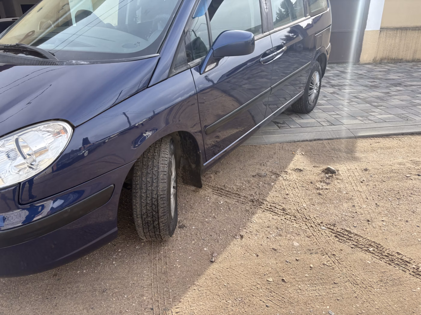 Peugeot 807 фото 18