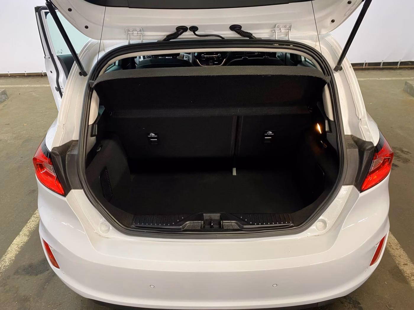 Ford Fiesta фото 7