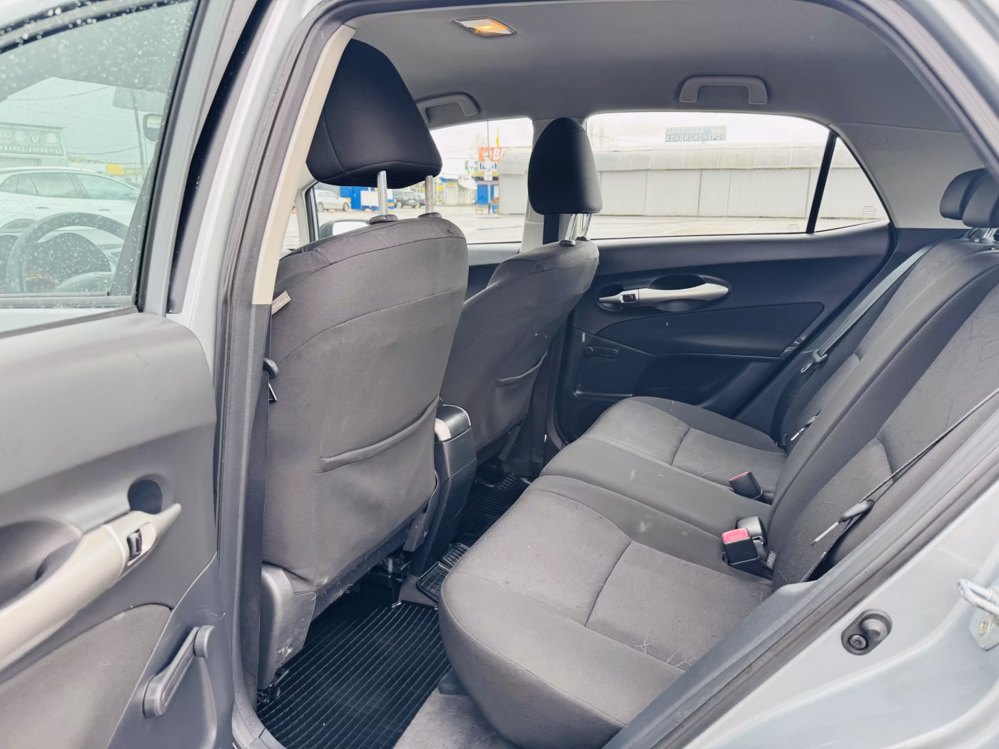 Toyota Auris фото 6
