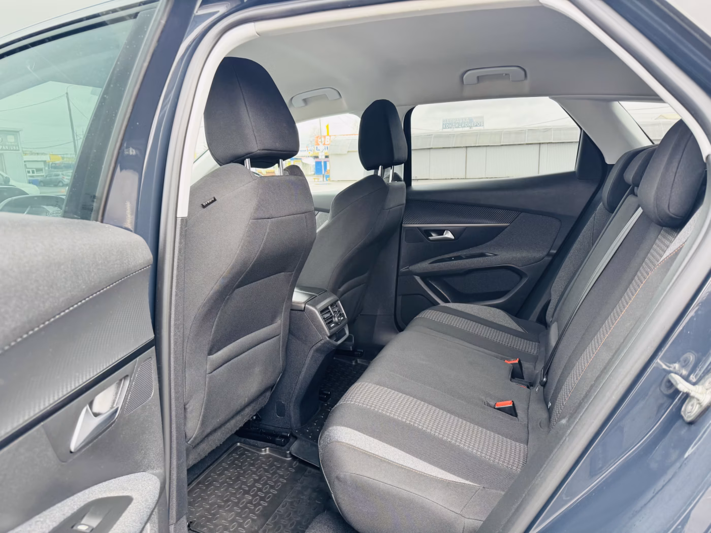 Peugeot 3008 фото 6