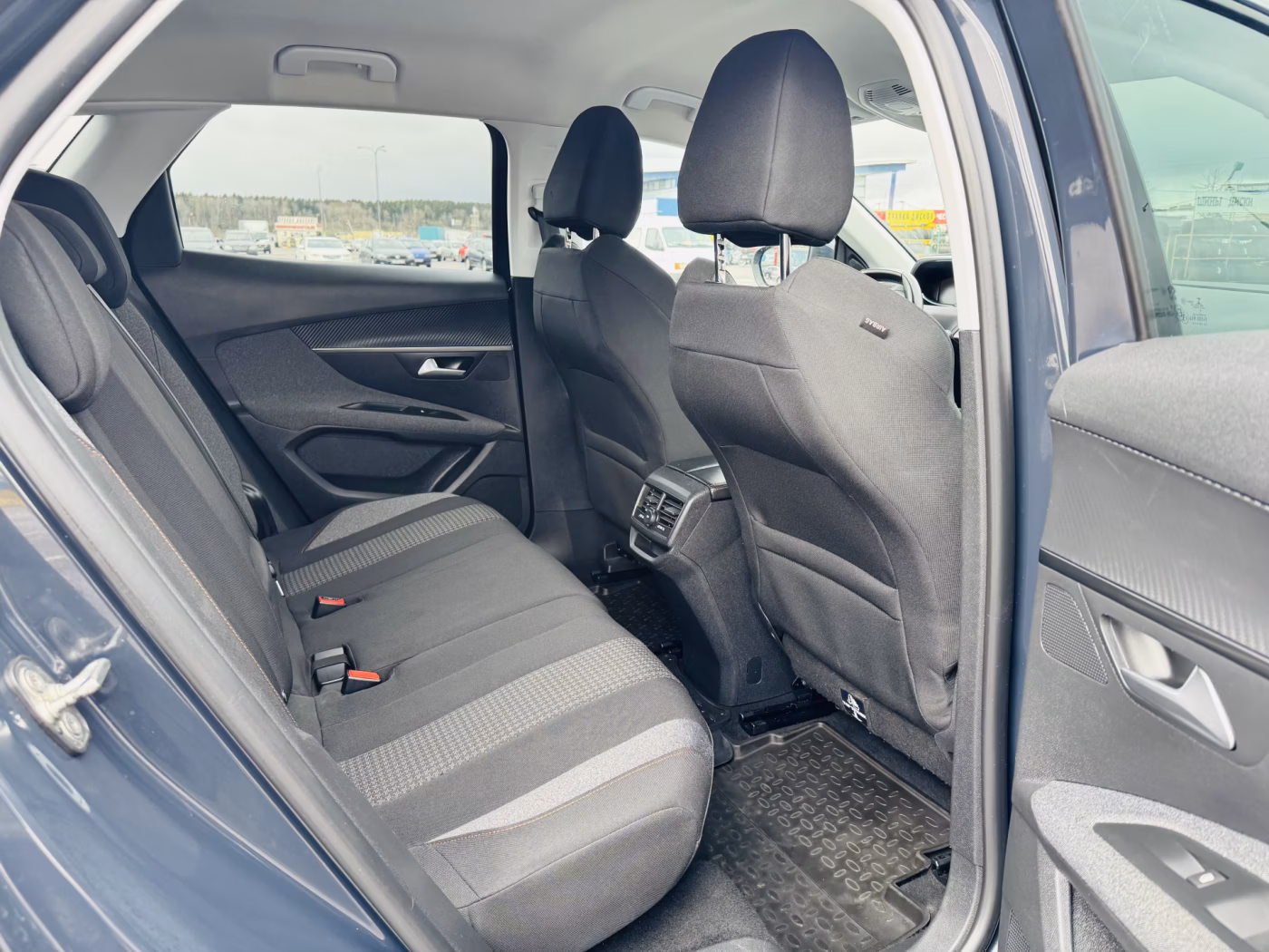 Peugeot 3008 фото 7